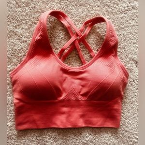 Seamless Cross Back Coral Sports Bra. Size Small No tag but never worn